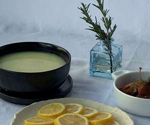 Avgholemono soup